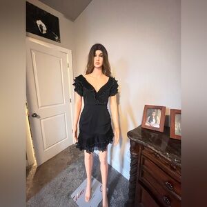 Pre owned saylor brand dress